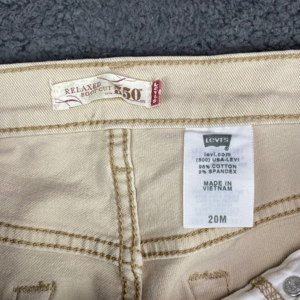 Levi's 550‎ Relaxed Boot Cut Khaki Tan Beige Cotton Blend Jeans Women Size 20M